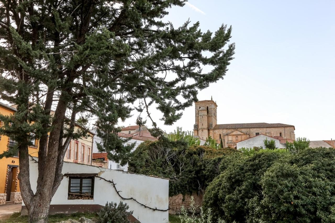 Apartamentos Turisticos Ribera Natura San Martin de Rubiales المظهر الخارجي الصورة