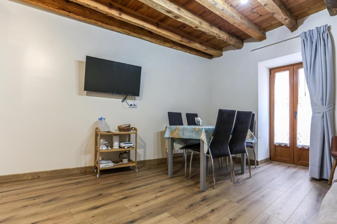 Apartamentos Turisticos Ribera Natura San Martin de Rubiales المظهر الخارجي الصورة